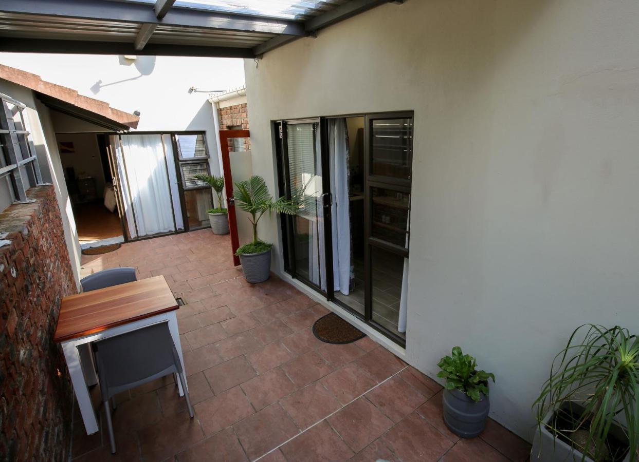 Farm View Guest House East London Exterior photo